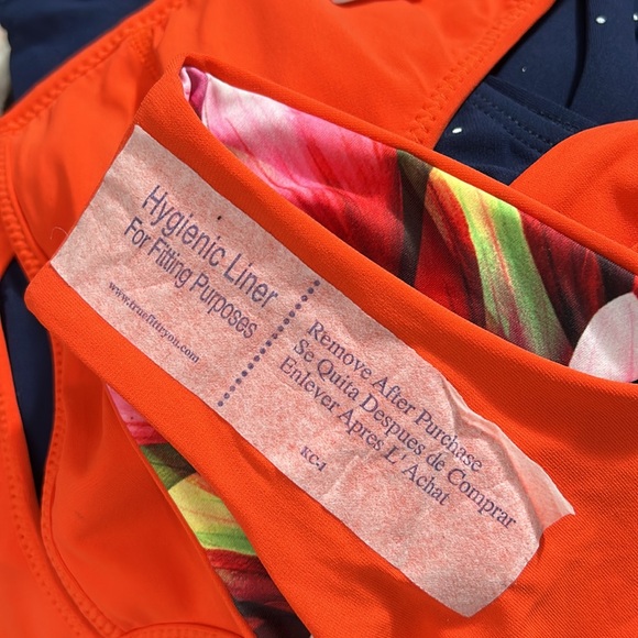 Robin Piccone 'Arianna' Reversible High Neck Bikini Top size X small - Picture 14 of 15